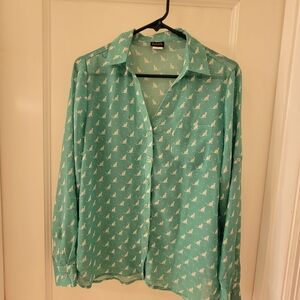 Salon Studio Green Button-Up Shirt with Cat Pattern